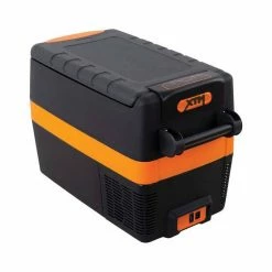 Outlet π XTM 4x4 Accessories Fridge Freezers XTM45 40L Fridge Freezer And Cover Pack π 24 Outlet π XTM 4x4 Accessories Fridge Freezers XTM45 40L Fridge Freezer And Cover Pack π -Camping Cooking Equipment Shop BCF 621368 02 hi res